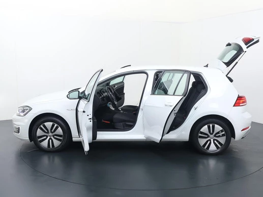 Volkswagen e-Golf - Afbeelding 29 van 30