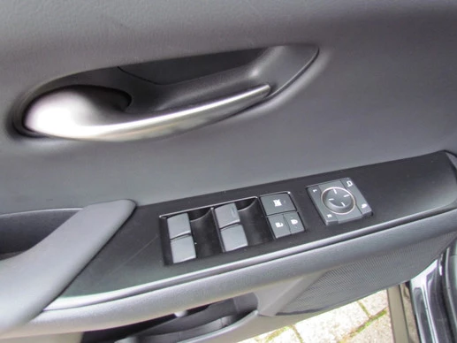 Lexus UX - Afbeelding 9 van 22