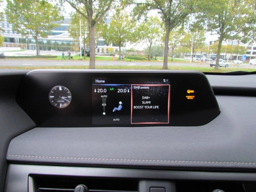 Lexus UX - Afbeelding 15 van 22