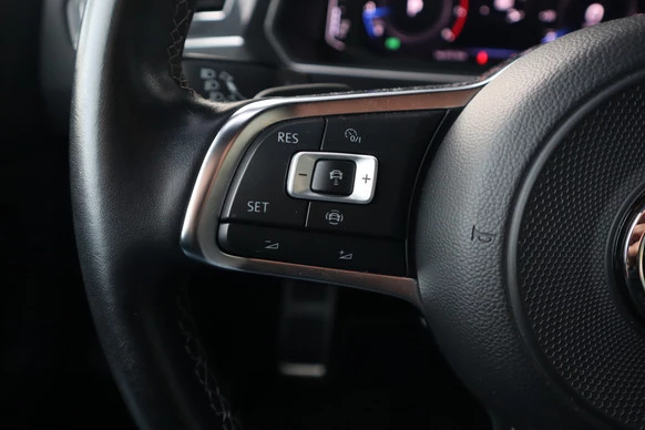 Volkswagen Tiguan - Afbeelding 13 van 30