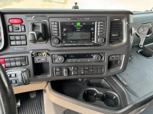 Scania R - Afbeelding 14 van 16