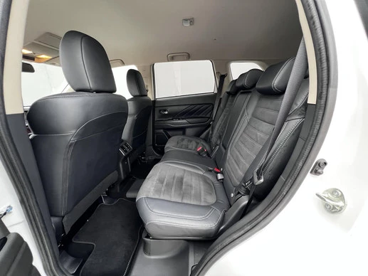 Mitsubishi Outlander - Afbeelding 14 van 30