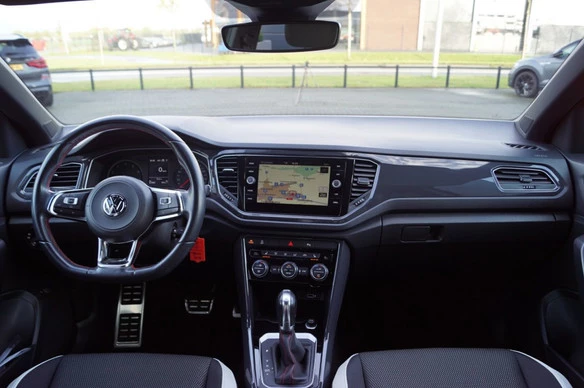 Volkswagen T-Roc - Afbeelding 4 van 30