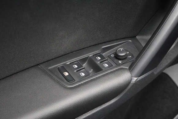 Volkswagen Tiguan - Afbeelding 8 van 30