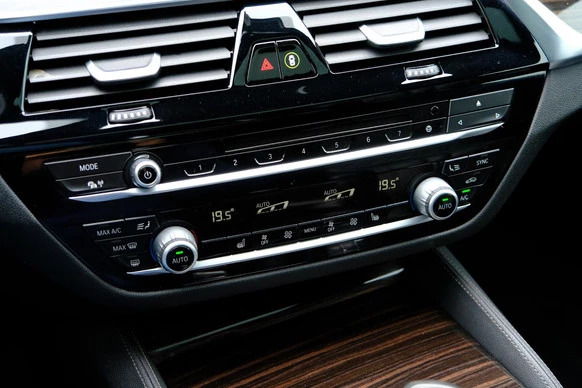 BMW 5 Serie - Afbeelding 14 van 30