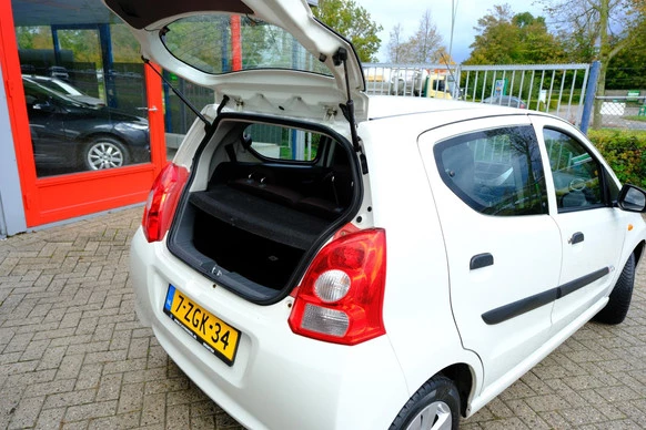 Suzuki Alto - Afbeelding 9 van 26