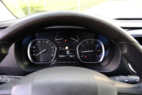 Peugeot Expert - Afbeelding 12 van 30
