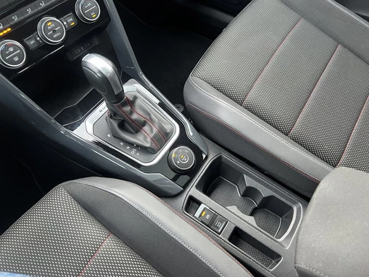 Volkswagen T-Roc - Afbeelding 27 van 30