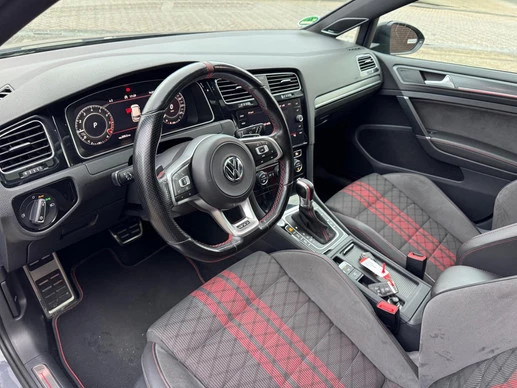 Volkswagen Golf - Afbeelding 6 van 30
