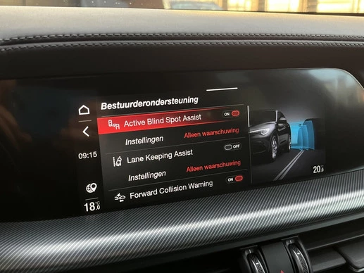 Alfa Romeo Stelvio - Afbeelding 21 van 30