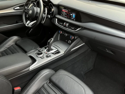 Alfa Romeo Stelvio - Afbeelding 26 van 30
