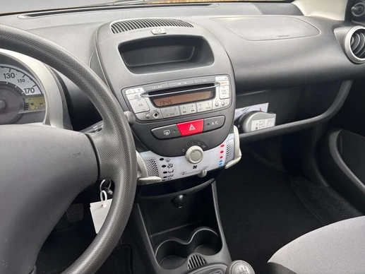 Peugeot 107 - Afbeelding 12 van 17