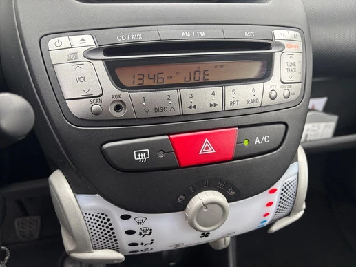 Peugeot 107 - Afbeelding 15 van 17