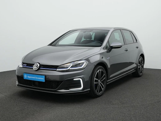 Volkswagen Golf - Afbeelding 1 van 30