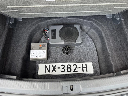 Volkswagen Golf - Afbeelding 16 van 30