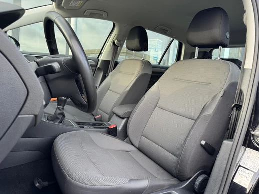 Volkswagen Golf - Afbeelding 17 van 30