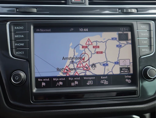Volkswagen Tiguan - Afbeelding 10 van 30