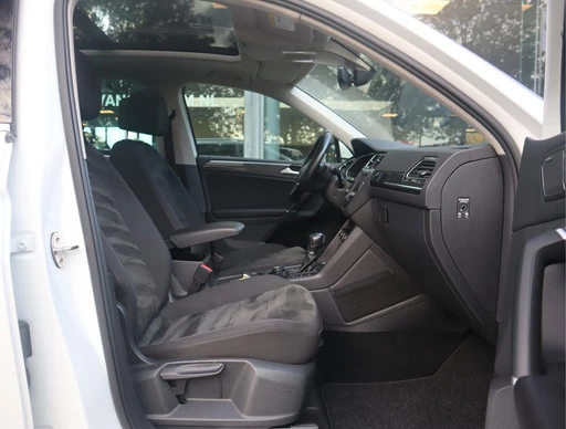 Volkswagen Tiguan - Afbeelding 20 van 30