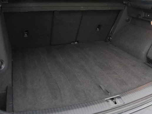 Volkswagen Tiguan - Afbeelding 13 van 30
