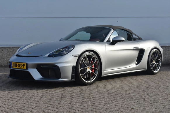 Porsche 718 - Afbeelding 1 van 30