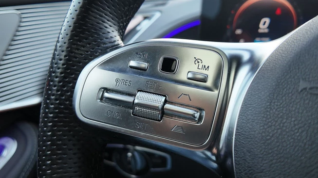 Mercedes-Benz EQC - Afbeelding 8 van 28