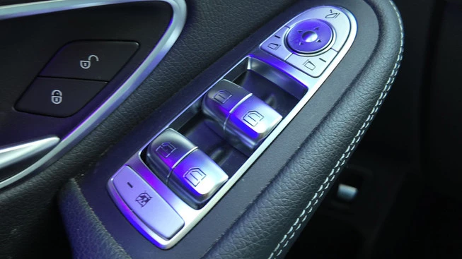 Mercedes-Benz EQC - Afbeelding 9 van 28