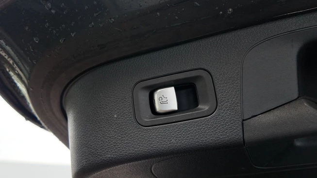 Mercedes-Benz EQC - Afbeelding 21 van 28