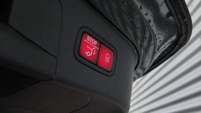 Mercedes-Benz EQC - Afbeelding 22 van 28