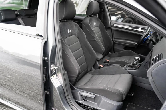 Volkswagen Golf - Afbeelding 26 van 30