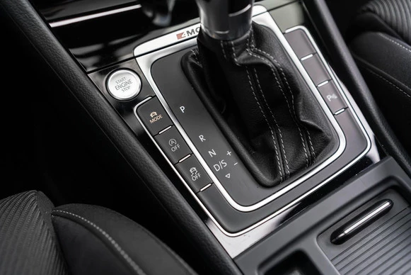 Volkswagen Golf - Afbeelding 28 van 30