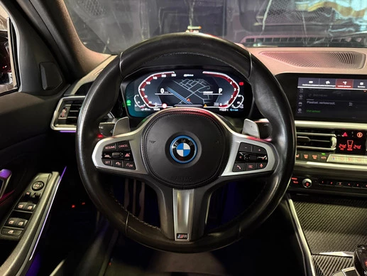 BMW 3 Serie - Afbeelding 17 van 30