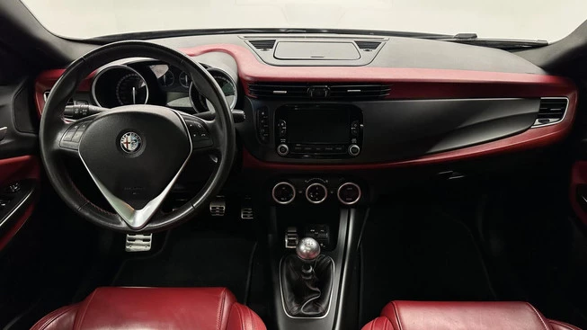 Alfa Romeo Giulietta - Afbeelding 3 van 30