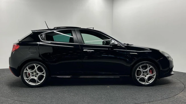 Alfa Romeo Giulietta - Afbeelding 13 van 30