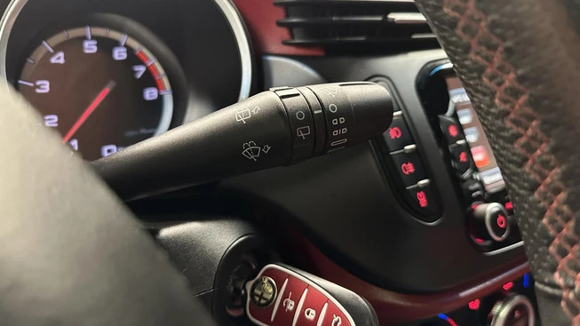 Alfa Romeo Giulietta - Afbeelding 28 van 30