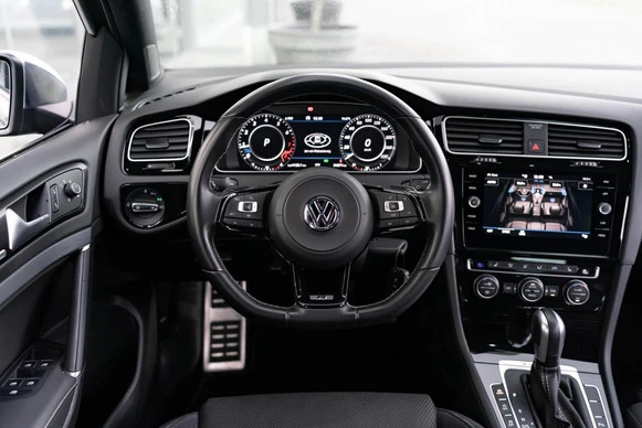 Volkswagen Golf - Afbeelding 15 van 30