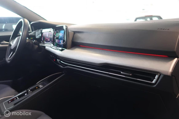 Volkswagen Golf - Afbeelding 16 van 30