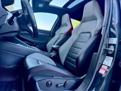 Volkswagen Golf - Afbeelding 12 van 23