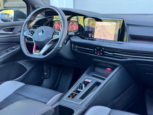 Volkswagen Golf - Afbeelding 18 van 23