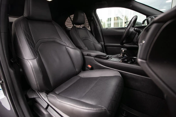 Lexus UX - Afbeelding 6 van 30