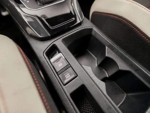 Volkswagen T-Roc - Afbeelding 27 van 30