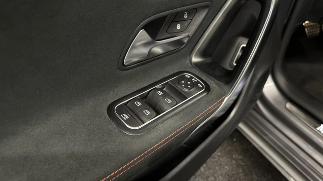 Mercedes-Benz CLA - Afbeelding 25 van 30