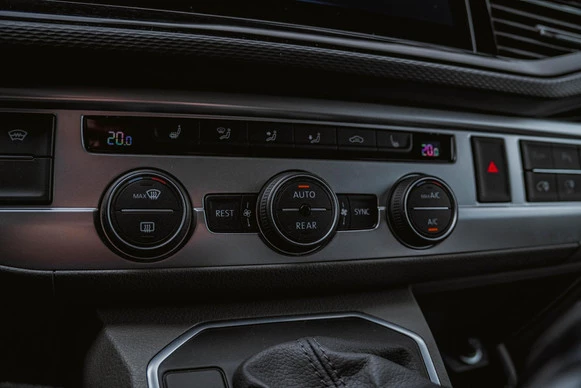 Volkswagen Caravelle - Afbeelding 20 van 30