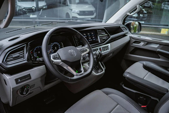 Volkswagen Caravelle - Afbeelding 27 van 30