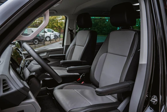 Volkswagen Caravelle - Afbeelding 28 van 30