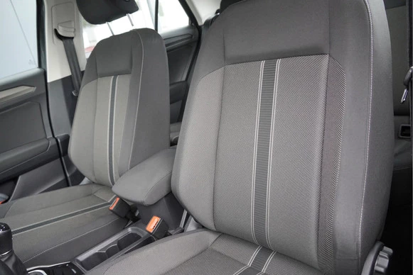 Volkswagen T-Roc - Afbeelding 11 van 17