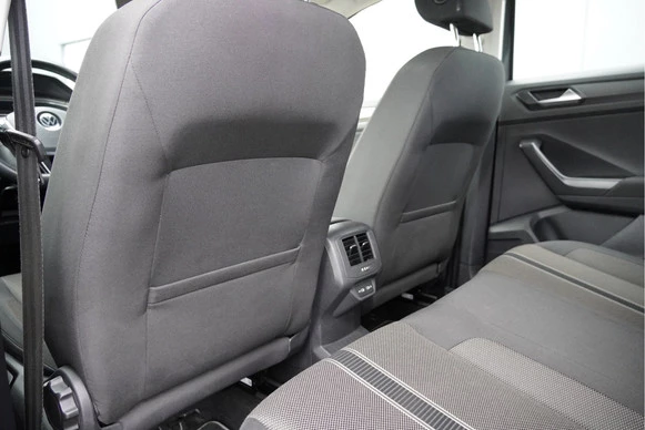 Volkswagen T-Roc - Afbeelding 13 van 17
