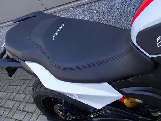 BMW F 900 R - Afbeelding 13 van 17