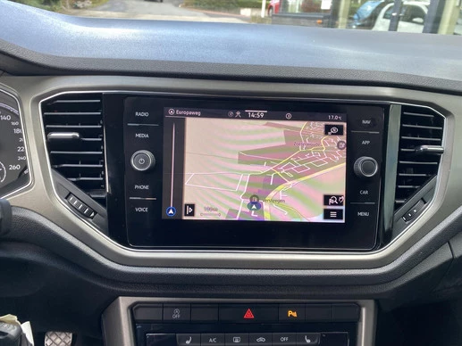 Volkswagen T-Roc - Afbeelding 23 van 30