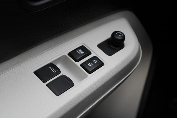 Suzuki Ignis - Afbeelding 28 van 30