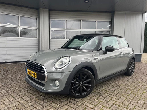 MINI Cooper - Afbeelding 1 van 19